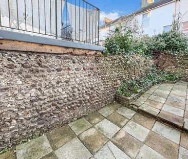 1 bedroom flat to rent - Photo 6