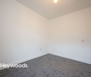 2 bed terraced house to rent in Oldfield Street, Stoke-On-Trent, ST4 - Photo 4