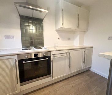 2 bedroom semi-detached house to rent - Photo 1