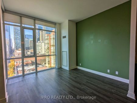 Vu Condos and Lofts , #823 - Photo 3