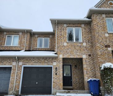 For Lease - 8 Bilbrough Street, Aurora, Ontario - Photo 6