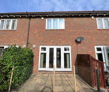 2 bedroom terraced house to rent - Photo 6