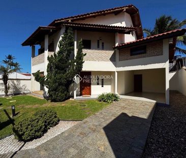 Casa com 3 quartos e 315m² para alugar em Centro, Biguaçu. - Photo 6