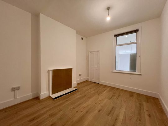 Guide Price £2,800 pcm - Available Now - Unfurnished - Photo 1