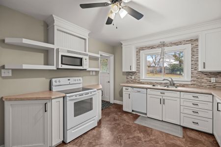 For Lease - 925 Ward Street, Selwyn, Ontario - Photo 3