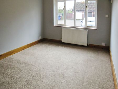 Armstrong Close, Newmarket - Photo 2