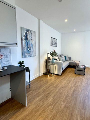 2 bedroom apartment to rent - Photo 2