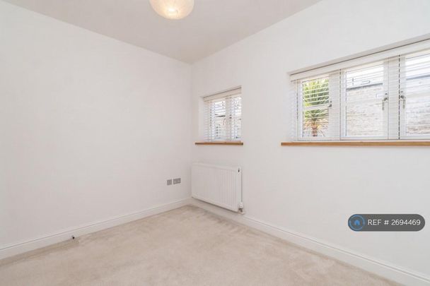 3 bedroom bungalow to rent - Photo 1