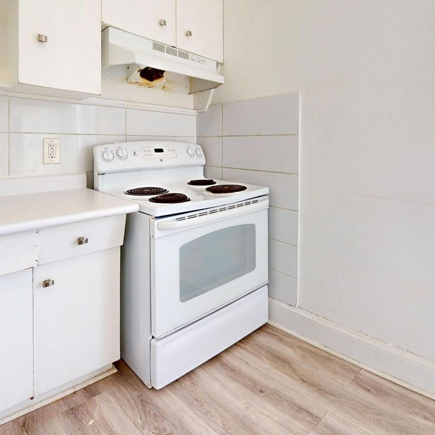 For Lease - 640 Crawford Street Unit# Upper, Toronto, Ontario - Photo 1