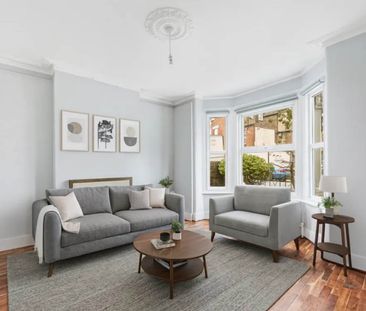 4 bed semi-detached to rent - Photo 1