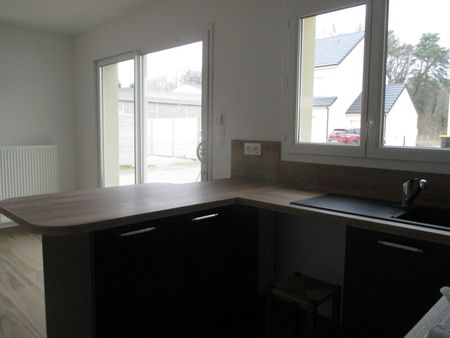 Location Maison 4 pièces 72m² INGRE 45140 - Photo 5