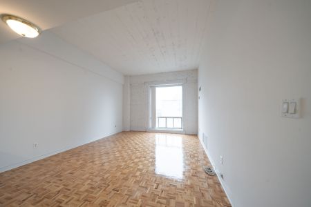 For Lease - 1401 Dupont Street Unit# 405, Toronto, Ontario - Photo 2