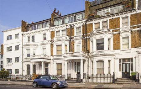 Sinclair Gardens, Brook Green, W14, London - Photo 3