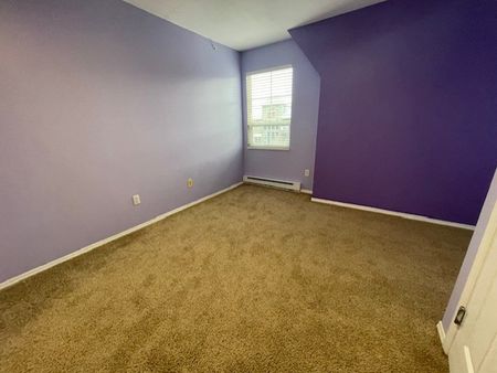 Bright & Spacious Southwind Townhouse - Photo 5