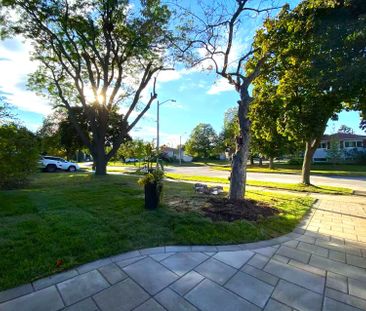 For Lease - 17 Boundy Crescent, Toronto, Ontario - Photo 1