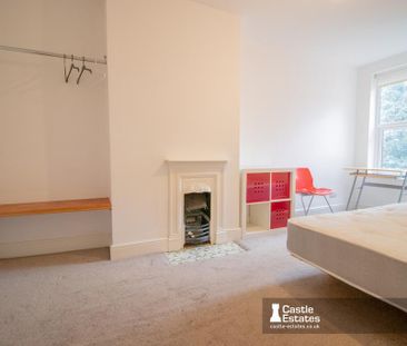 4 bedroom terraced house to rent - Photo 6