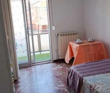 Avenida de las Palomeras, Madrid, Community of Madrid 28018 - Photo 6