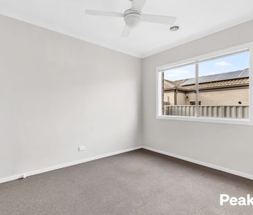 Family Living In The Heart Of Mayfield Estate - Photo 6