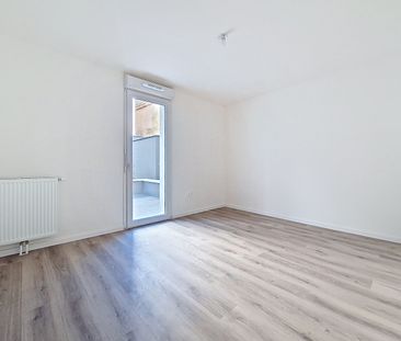 Apartment - Photo 4