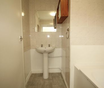 1 Bedroom Flat To Let - Photo 6