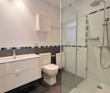 3 room luxury Apartment for rent in Corunna, Galicia - Photo 6