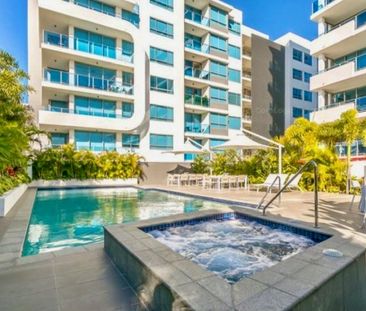 609/20 Labrador St, Labrador, QLD 4215 - Photo 5