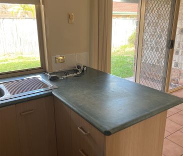 Charming Coastal Living: Rent this Beautiful House in Labrador Today! - Photo 5