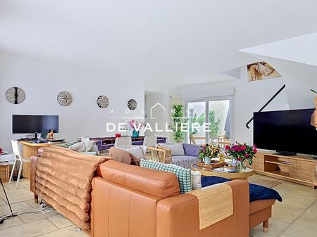 Location Appartement 5 pièces 121m² NANTERRE 92000 - Photo 3