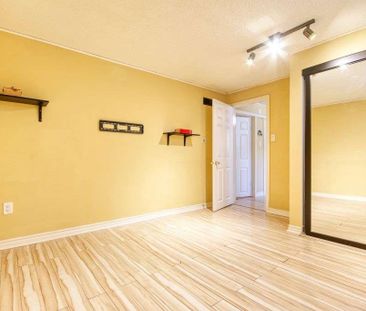 For Lease - 74 Fletcherdon Crescent, Toronto, Ontario - Photo 3