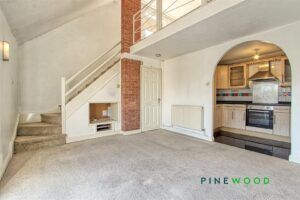 1 BEDROOM House - Semi-Detached - Photo 3