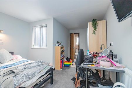 6 bedroom house to rent - Photo 4