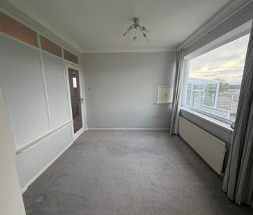 2 bedroom detached bungalow to rent - Photo 1