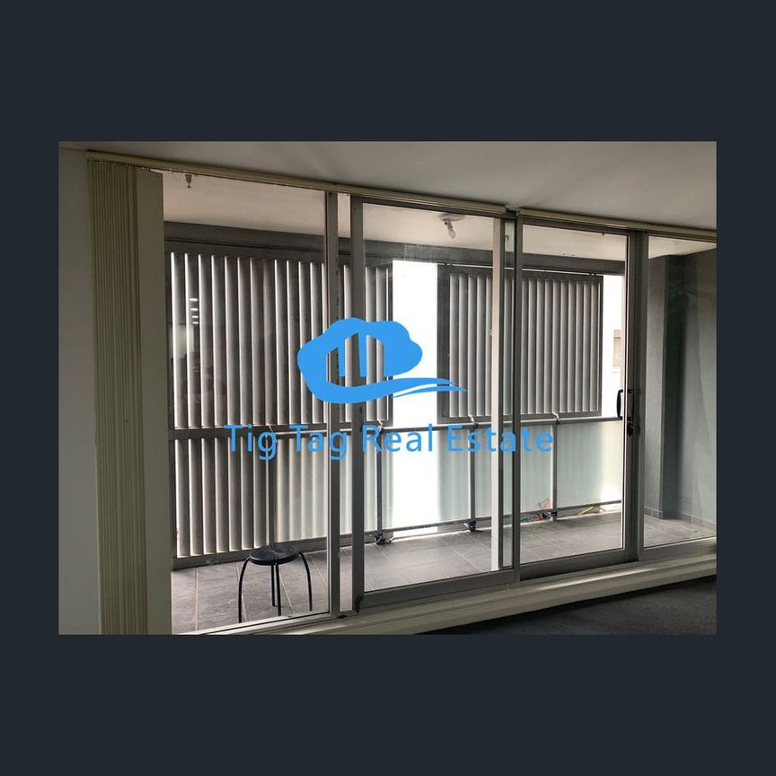 Convenience location on George St, Nearby Central Station, UTS - Photo 1