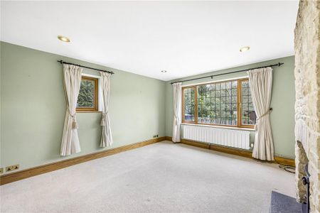 3 bedroom detached house to rent - Photo 2