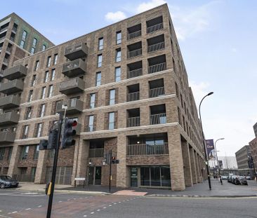 3 bedroom apartment to rent - Photo 1