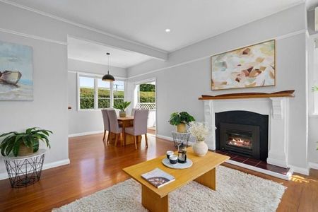 "Ready to move in - Charming home in Cambridge" - Photo 2