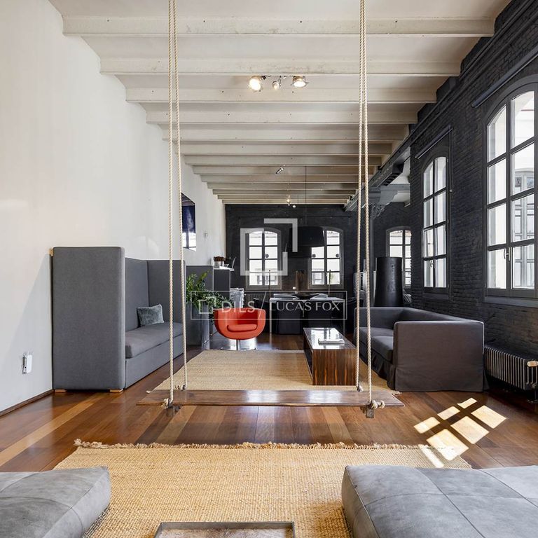 2 bedroom luxury Loft for rent in Barcelona, Spain - Photo 1