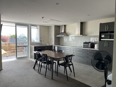 102 Riccarton Road, Riccarton Christchurch - Photo 2