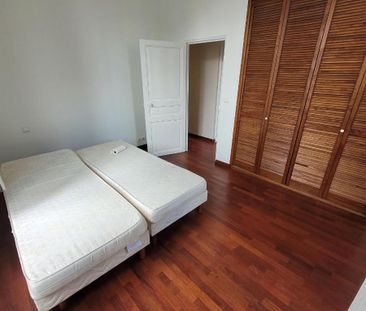 Location Appartement 4 pièces 96m² VICHY 03200 - Photo 2