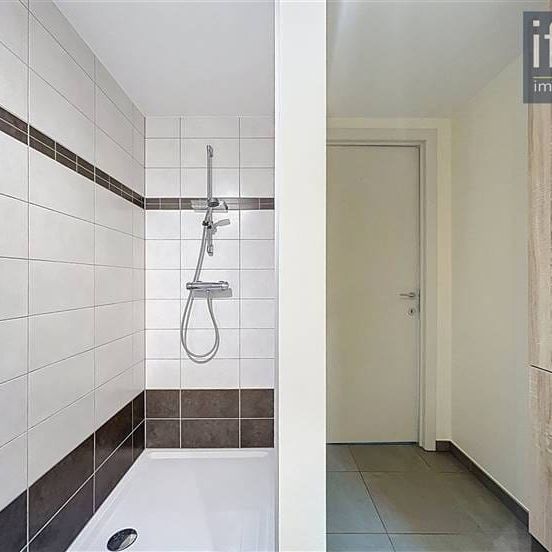 Appartement te huur - Foto 1