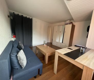 Studio au rez-de-chaussée - Photo 2