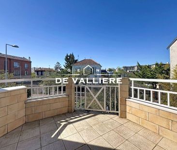 Location Appartement 3 pièces 80m² NANTERRE 92000 - Photo 2