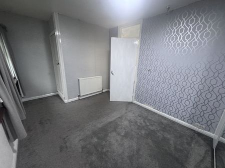 Eatesbrook Road - Photo 3