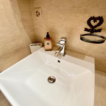 1.5 Zimmer, 35 m², 3. Stock - Foto 2