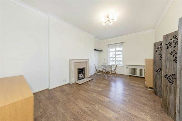 Sussex Gardens, Hyde Park, W2 - Photo 1