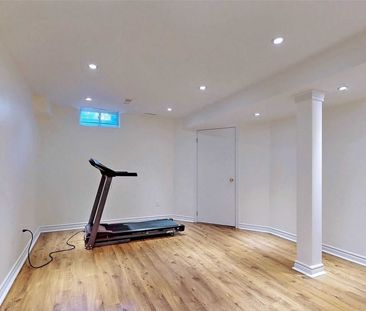 For Lease - 56 Collis Drive, Aurora, Ontario - Photo 6