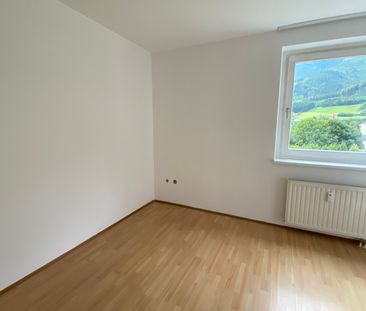 Lichtdurchflutete 3-Zimmer-Wohnung im Obergeschoss mit Balkon - Foto 2