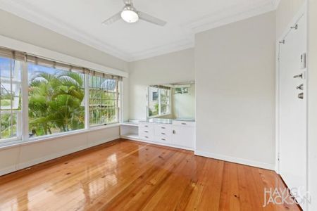22 Butler Street, Ascot QLD 4007 - Photo 2