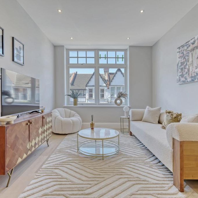 2 bedroom flat to rent - Photo 1