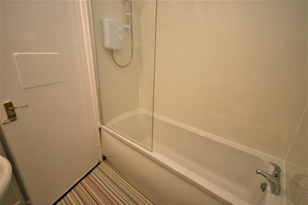 Elvan Street, 1 Bed Unfurnished Apartment with Parking, Shettleston – Available 27/02/2026 - Photo 4
